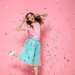 Full,Length,Photo,Of,Pretty,Young,Woman,Showing,Peace,Gesture